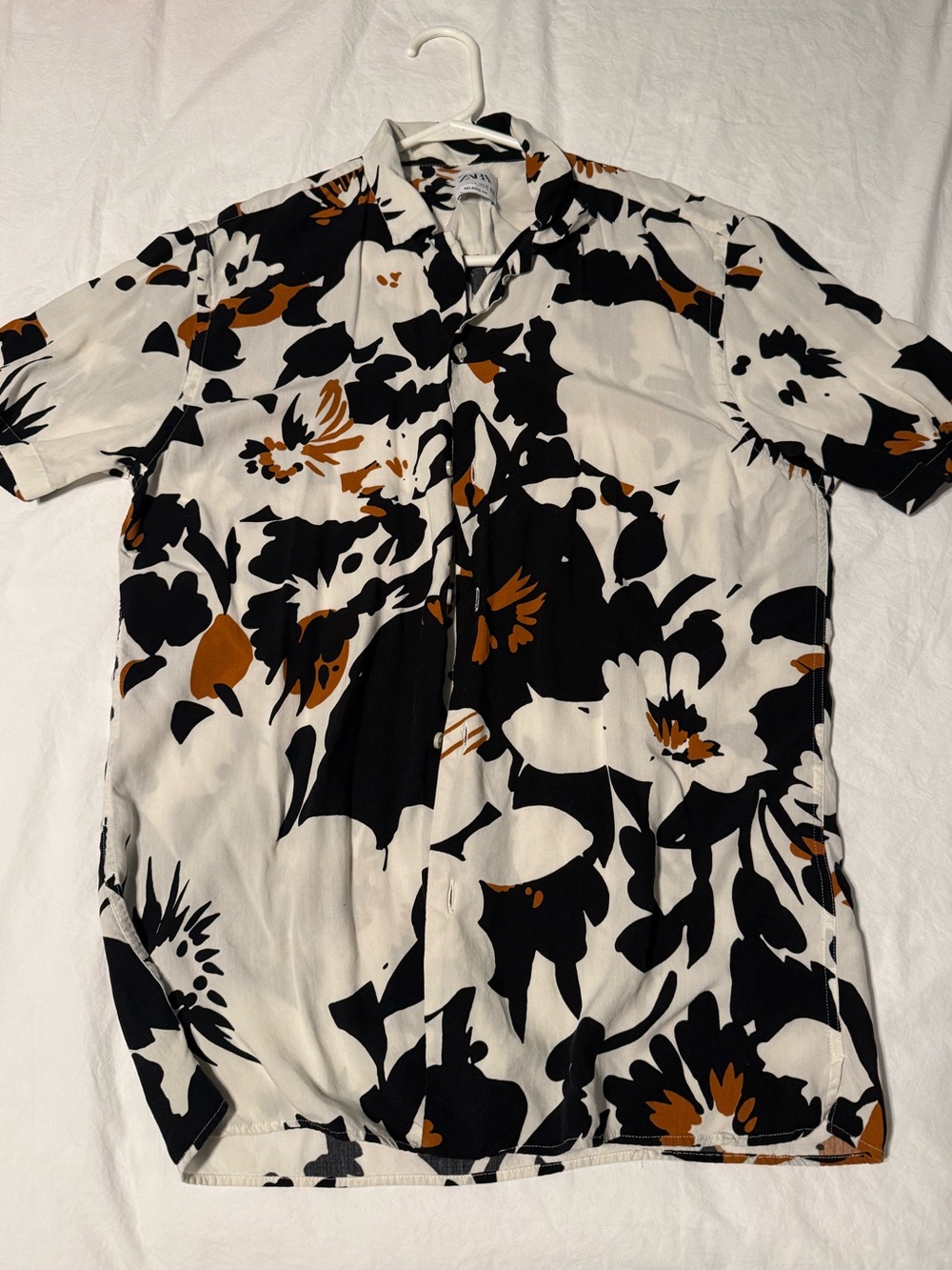 Zara Black White & Brown Floral Short-Sleeve Button-Down Shirt extra small